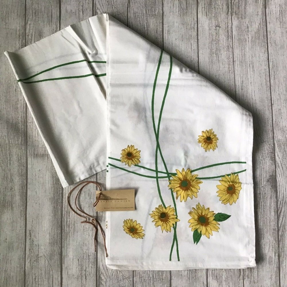 Marble Canyon Yellow Daisy Sunflower Tablecloth 52 x 70 Cotton New